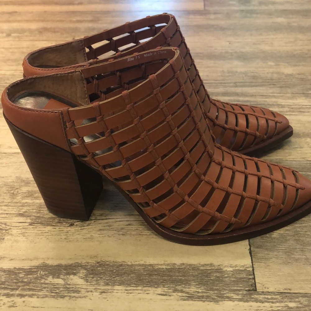 Dolce Vita Kacie Open Weave Mule. Size 10! - Picture 3 of 3